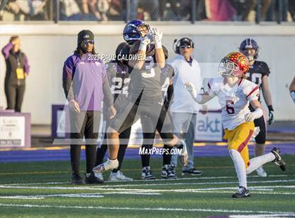 Thumbnail 2 in Enumclaw @ Anacortes (WIAA 2A Semifinal) photogallery.