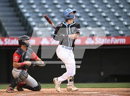 Thumbnail 3 in Redlands East Valley vs. Ramona (Halo Classic) photogallery.