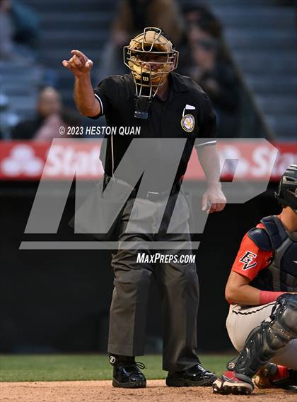 Thumbnail 3 in Redlands East Valley vs. Ramona (Halo Classic) photogallery.
