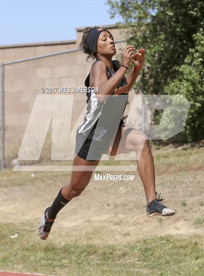 Thumbnail 1 in CIF Sac Joaquin Section Trials photogallery.