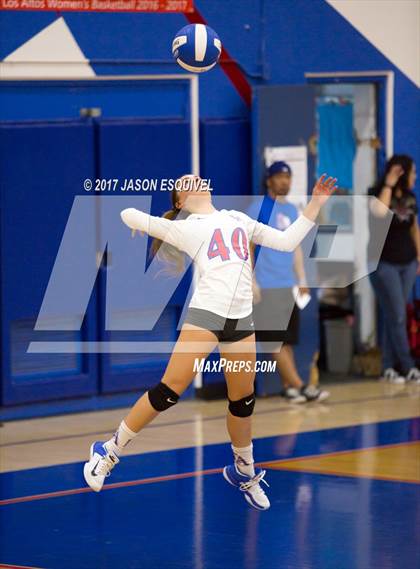 Thumbnail 3 in Charter Oak @ Los Altos photogallery.