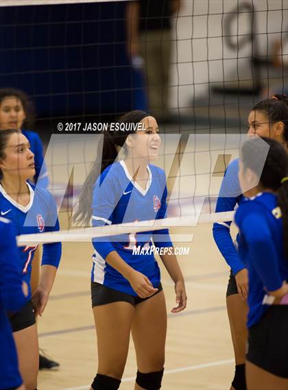 Thumbnail 3 in Charter Oak @ Los Altos photogallery.