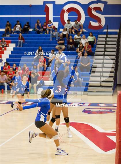 Thumbnail 3 in Charter Oak @ Los Altos photogallery.