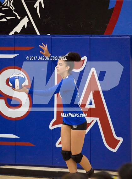Thumbnail 1 in Charter Oak @ Los Altos photogallery.