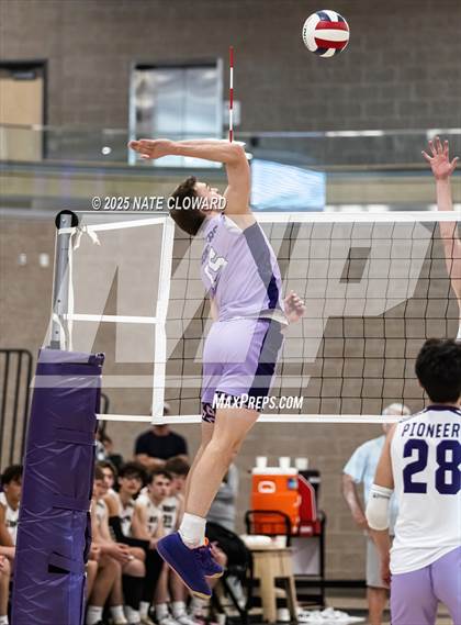 Thumbnail 2 in Lone Peak @ Lehi photogallery.
