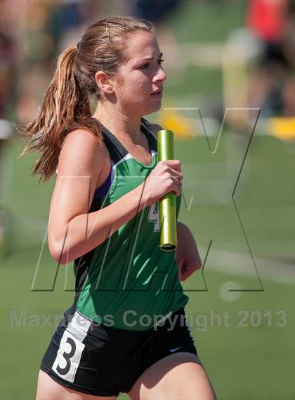 Thumbnail 1 in 2013 Ventura Invitational Girls Varsity 4X800M Relay photogallery.