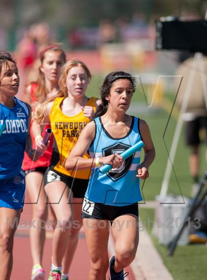 Thumbnail 3 in 2013 Ventura Invitational Girls Varsity 4X800M Relay photogallery.