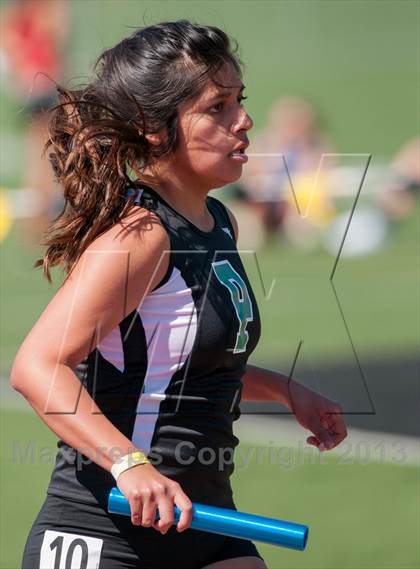 Thumbnail 3 in 2013 Ventura Invitational Girls Varsity 4X800M Relay photogallery.