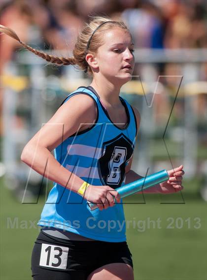 Thumbnail 2 in 2013 Ventura Invitational Girls Varsity 4X800M Relay photogallery.