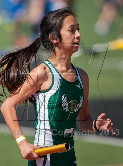 Thumbnail 1 in 2013 Ventura Invitational Girls Varsity 4X800M Relay photogallery.