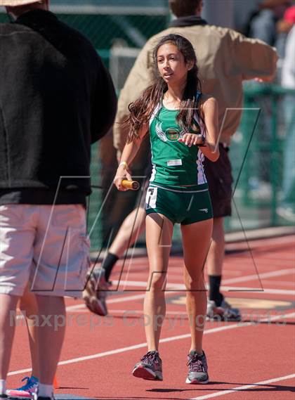 Thumbnail 3 in 2013 Ventura Invitational Girls Varsity 4X800M Relay photogallery.