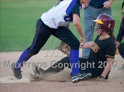 Thumbnail 2 in Carlsbad vs Torrey Pines (CIF SDS D1 Final) photogallery.
