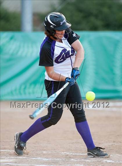 Thumbnail 2 in Carlsbad vs Torrey Pines (CIF SDS D1 Final) photogallery.