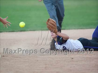 Thumbnail 1 in Carlsbad vs Torrey Pines (CIF SDS D1 Final) photogallery.