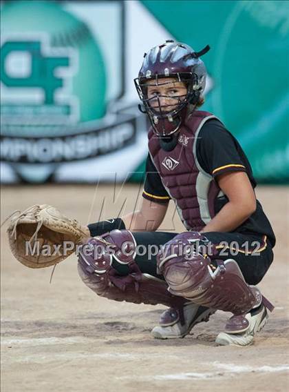 Thumbnail 3 in Carlsbad vs Torrey Pines (CIF SDS D1 Final) photogallery.