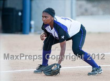 Thumbnail 3 in Carlsbad vs Torrey Pines (CIF SDS D1 Final) photogallery.