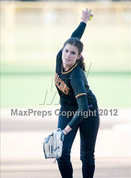 Thumbnail 1 in Carlsbad vs Torrey Pines (CIF SDS D1 Final) photogallery.