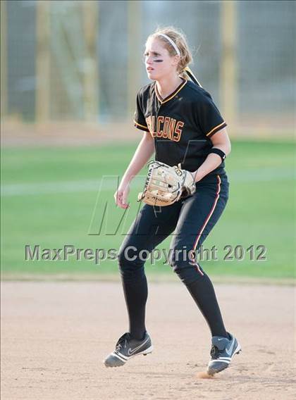 Thumbnail 1 in Carlsbad vs Torrey Pines (CIF SDS D1 Final) photogallery.