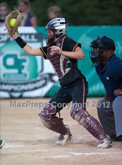 Thumbnail 2 in Carlsbad vs Torrey Pines (CIF SDS D1 Final) photogallery.