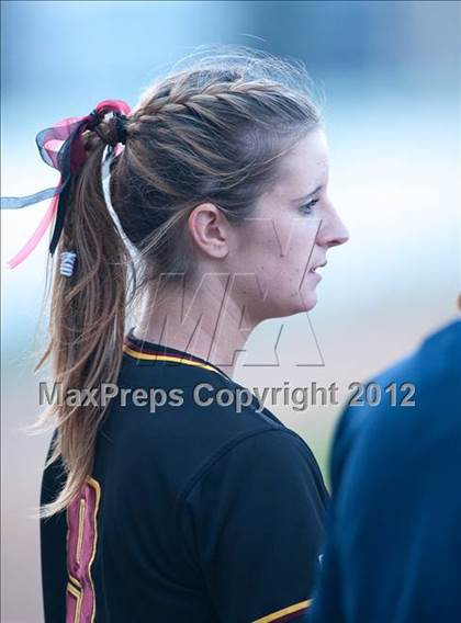 Thumbnail 2 in Carlsbad vs Torrey Pines (CIF SDS D1 Final) photogallery.