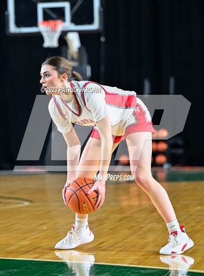 Thumbnail 3 in Lynnwood vs. Stanwood (WIAA State Round of 12) photogallery.