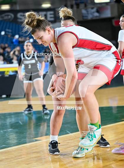 Thumbnail 2 in Lynnwood vs. Stanwood (WIAA State Round of 12) photogallery.