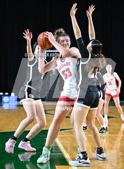 Thumbnail 3 in Lynnwood vs. Stanwood (WIAA State Round of 12) photogallery.