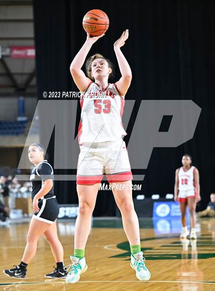 Thumbnail 2 in Lynnwood vs. Stanwood (WIAA State Round of 12) photogallery.