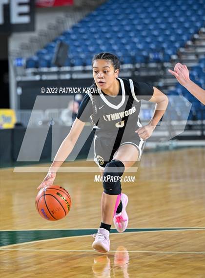 Thumbnail 1 in Lynnwood vs. Stanwood (WIAA State Round of 12) photogallery.