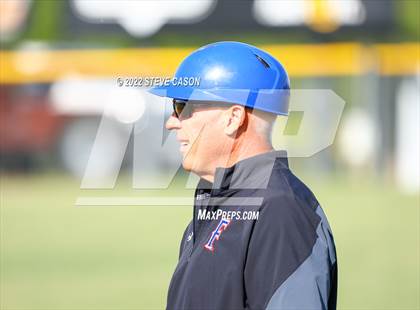 Thumbnail 2 in Folsom @ Del Oro photogallery.