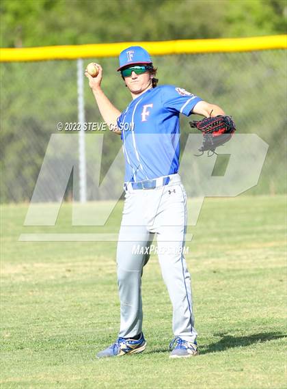 Thumbnail 2 in Folsom @ Del Oro photogallery.