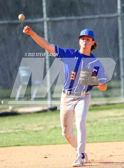 Thumbnail 1 in Folsom @ Del Oro photogallery.
