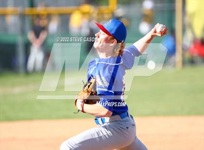 Thumbnail 1 in Folsom @ Del Oro photogallery.