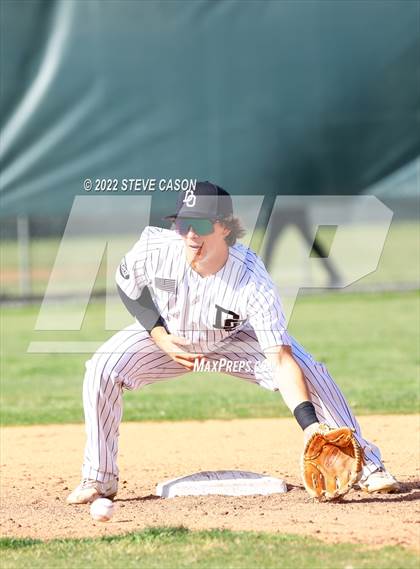 Thumbnail 1 in Folsom @ Del Oro photogallery.