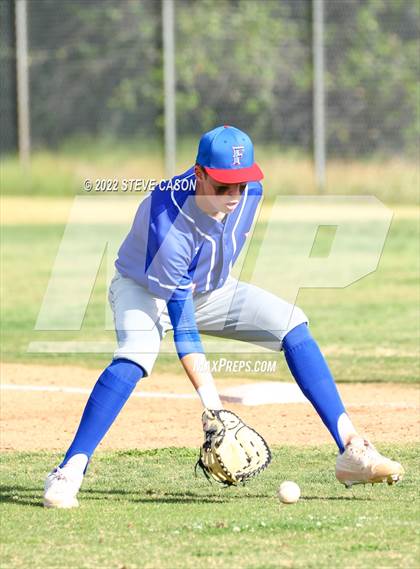 Thumbnail 2 in Folsom @ Del Oro photogallery.