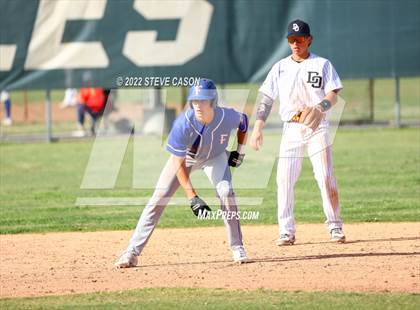 Thumbnail 1 in Folsom @ Del Oro photogallery.