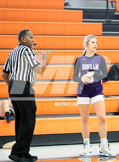 Thumbnail 3 in Grand Saline vs Bonham photogallery.