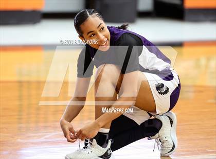 Thumbnail 1 in Grand Saline vs Bonham photogallery.