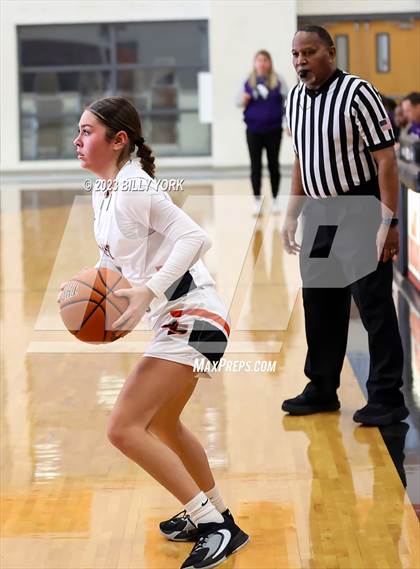 Thumbnail 3 in Grand Saline vs Bonham photogallery.