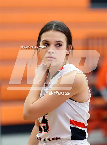 Thumbnail 2 in Grand Saline vs Bonham photogallery.