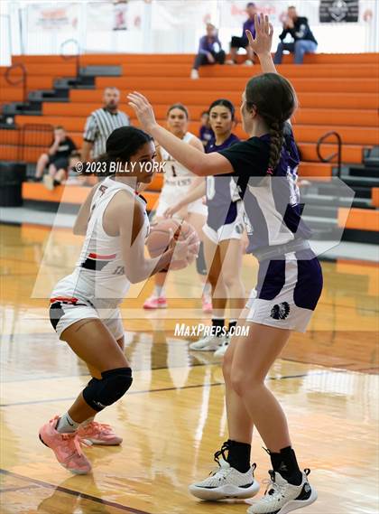 Thumbnail 1 in Grand Saline vs Bonham photogallery.