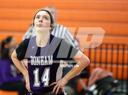 Thumbnail 2 in Grand Saline vs Bonham photogallery.