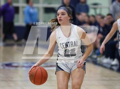 Thumbnail 3 in Selinsgrove vs. Central Columbia (PIAA District 4 Class 4A Semifinal) photogallery.