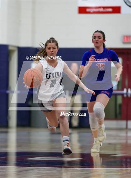 Thumbnail 1 in Selinsgrove vs. Central Columbia (PIAA District 4 Class 4A Semifinal) photogallery.