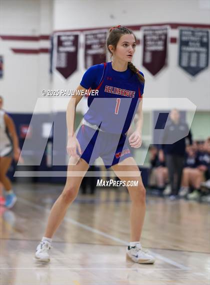 Thumbnail 3 in Selinsgrove vs. Central Columbia (PIAA District 4 Class 4A Semifinal) photogallery.