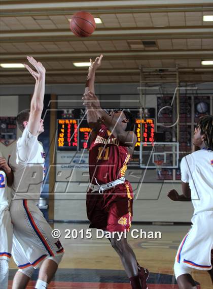 Thumbnail 2 in Highland vs. Westlake (Rose City Roundball Classic) photogallery.