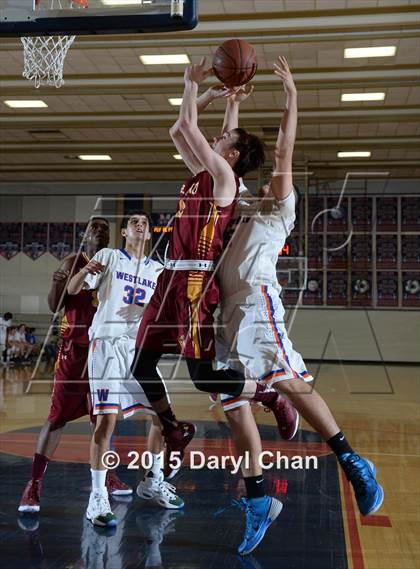 Thumbnail 2 in Highland vs. Westlake (Rose City Roundball Classic) photogallery.