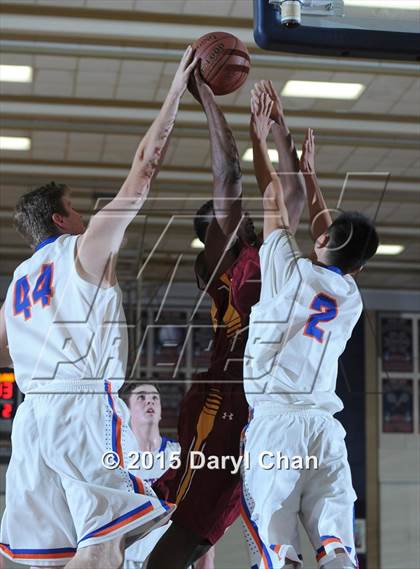 Thumbnail 1 in Highland vs. Westlake (Rose City Roundball Classic) photogallery.