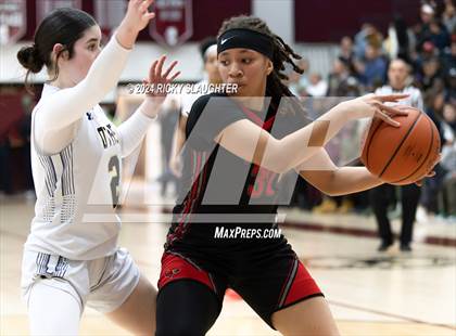 Thumbnail 2 in O'Fallon vs. Alton (IHSA 4A Sectional Semifinal) photogallery.