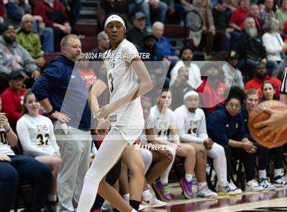 Thumbnail 1 in O'Fallon vs. Alton (IHSA 4A Sectional Semifinal) photogallery.